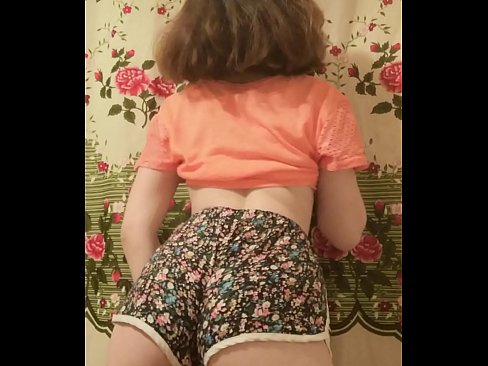❤️ Sexig ung babe som strippar av sig sina shorts inför kameran ️❌ Pornvideo at porn sv.redpornpictures.ru ❤